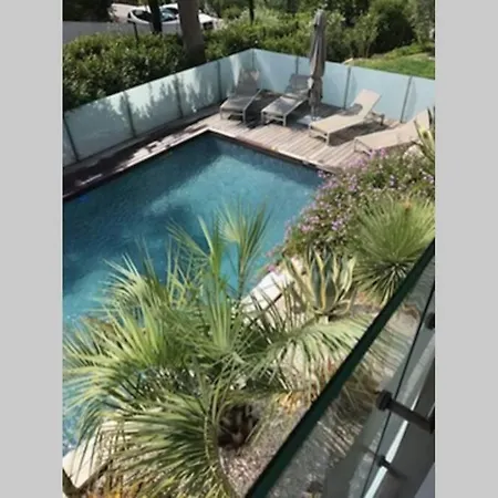 Big Private Terrace And Garden -direct Access Pool